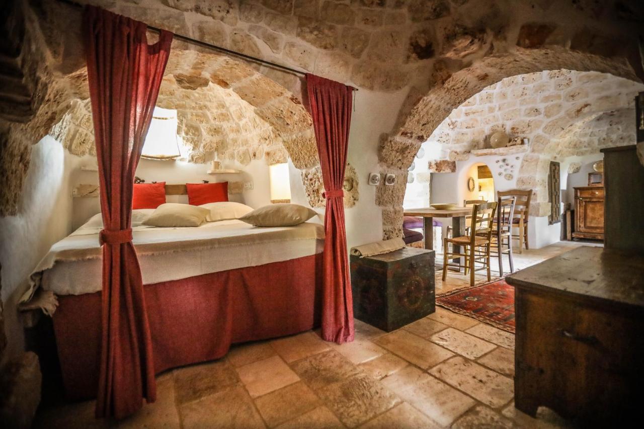 Trulli Il Geco Sognante Villa Ceglie Messapica Eksteriør bilde