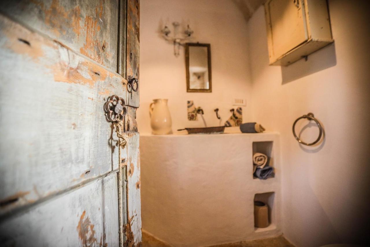 Trulli Il Geco Sognante Villa Ceglie Messapica Eksteriør bilde