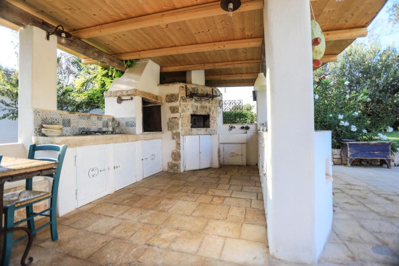 Trulli Il Geco Sognante Villa Ceglie Messapica Eksteriør bilde