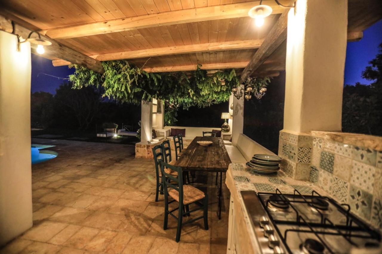 Trulli Il Geco Sognante Villa Ceglie Messapica Eksteriør bilde