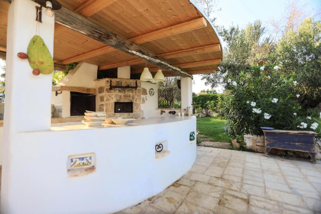 Trulli Il Geco Sognante Villa Ceglie Messapica Eksteriør bilde