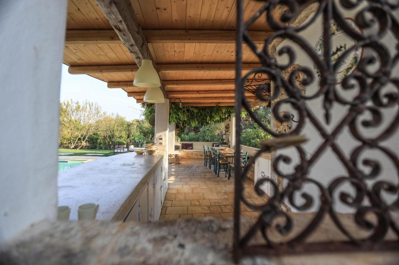 Trulli Il Geco Sognante Villa Ceglie Messapica Eksteriør bilde