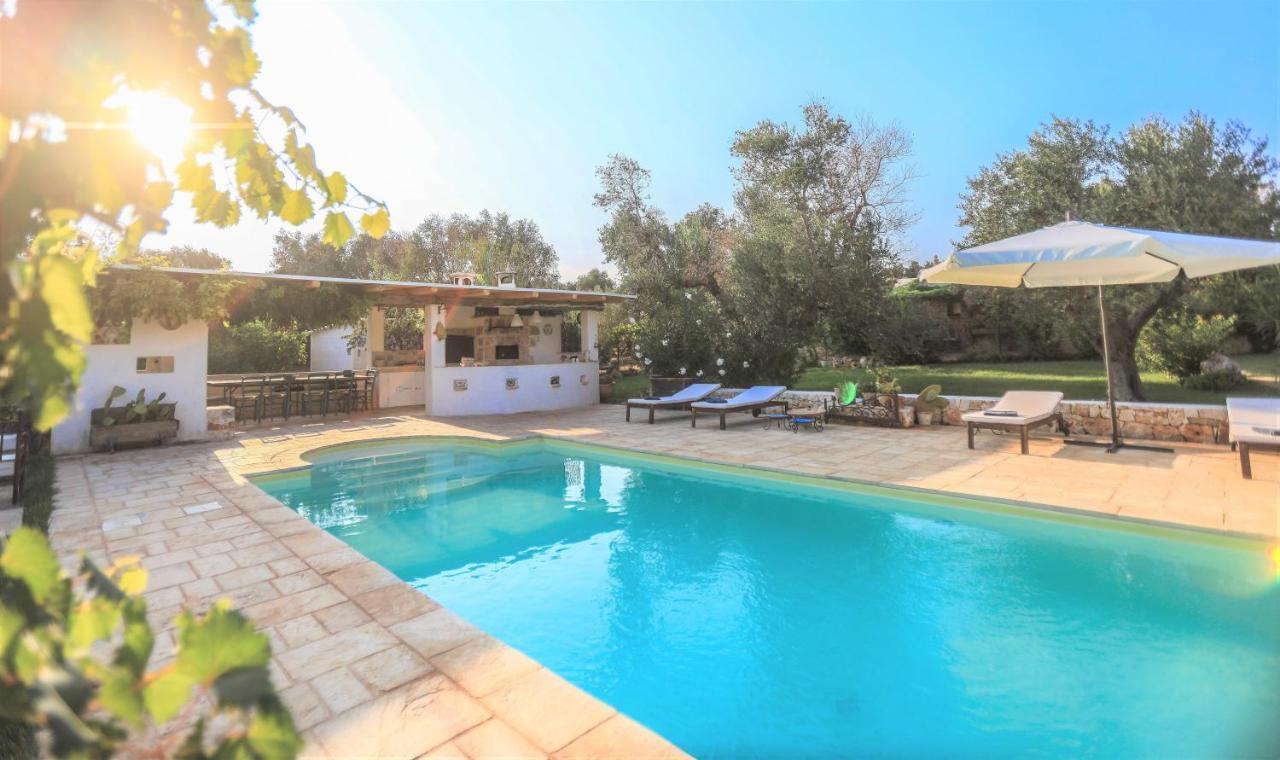 Trulli Il Geco Sognante Villa Ceglie Messapica Eksteriør bilde