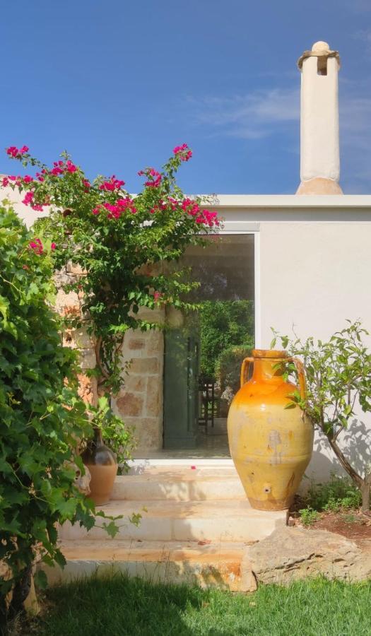Trulli Il Geco Sognante Villa Ceglie Messapica Eksteriør bilde