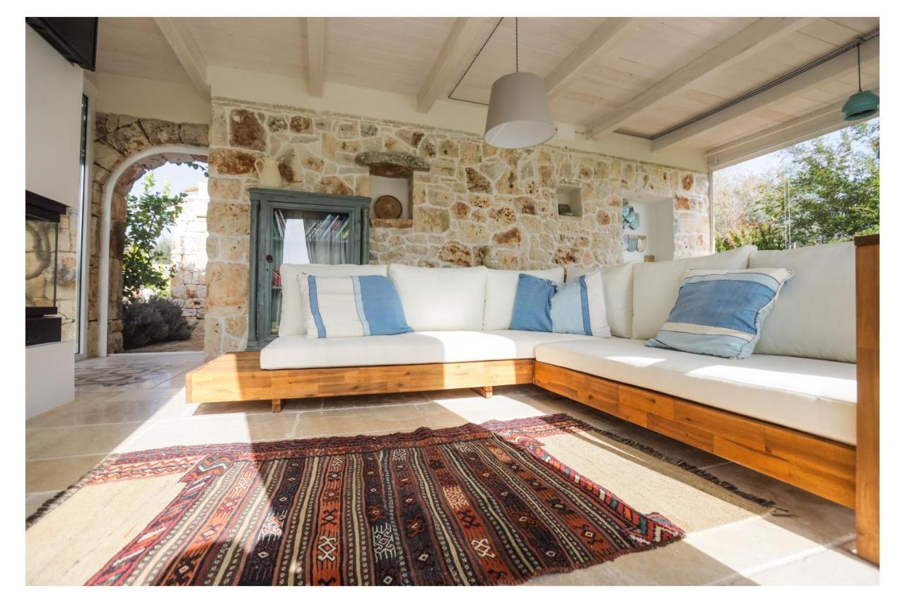 Trulli Il Geco Sognante Villa Ceglie Messapica Eksteriør bilde